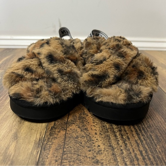 Steve Madden NYC Sliders Faux Fur Leopard Print Slippers Size 8 Casual Chunky - Picture 2 of 8
